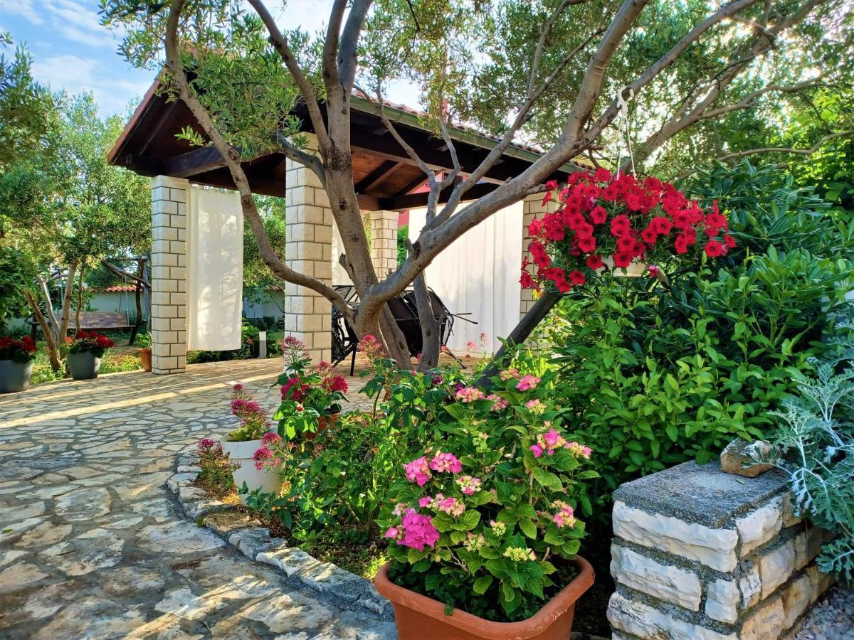 Apartmani Milena Barbat na Rabu Exterior photo